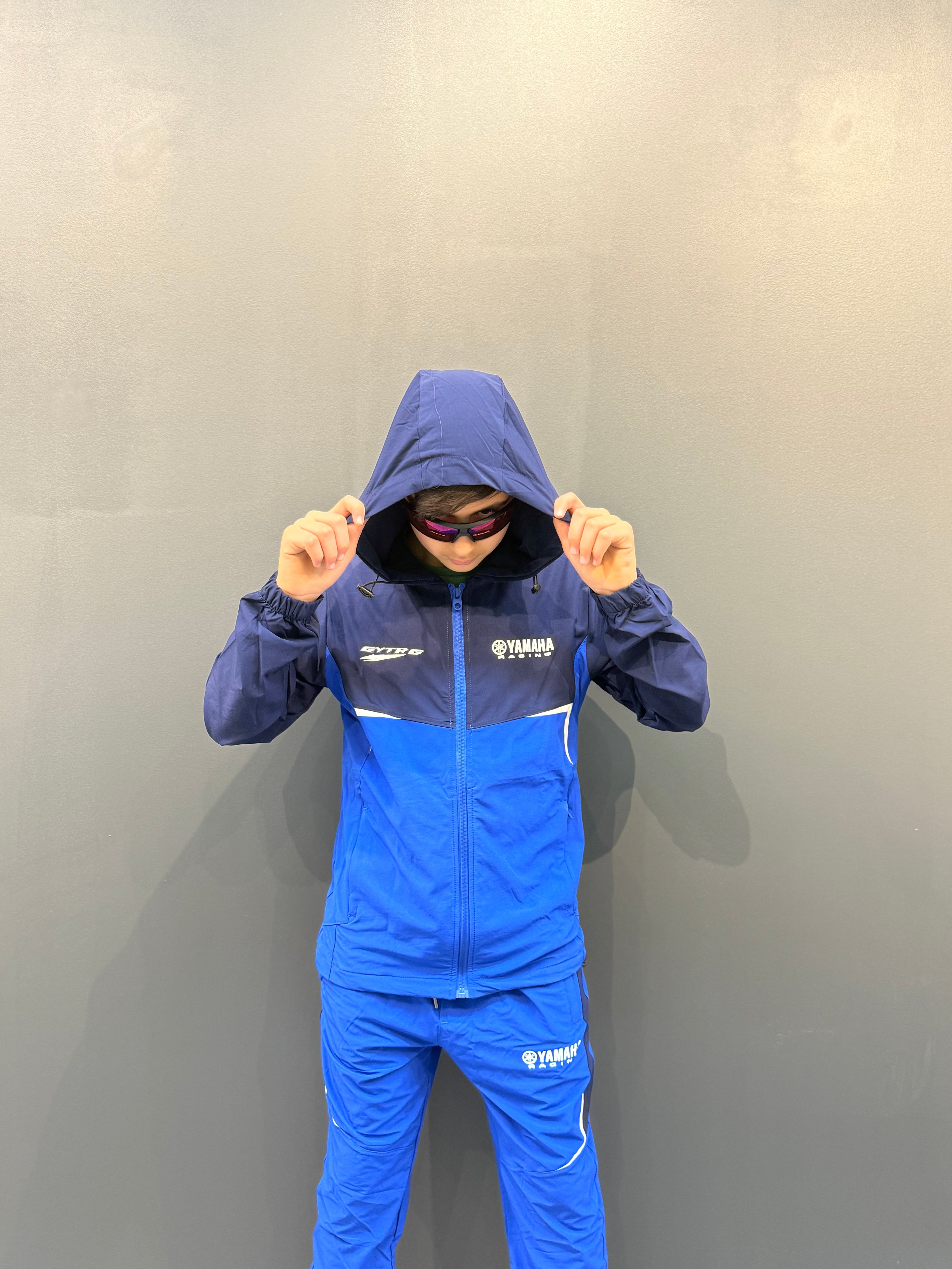 Ensemble Yamaha Kid – Bleu avec détails fluorescent