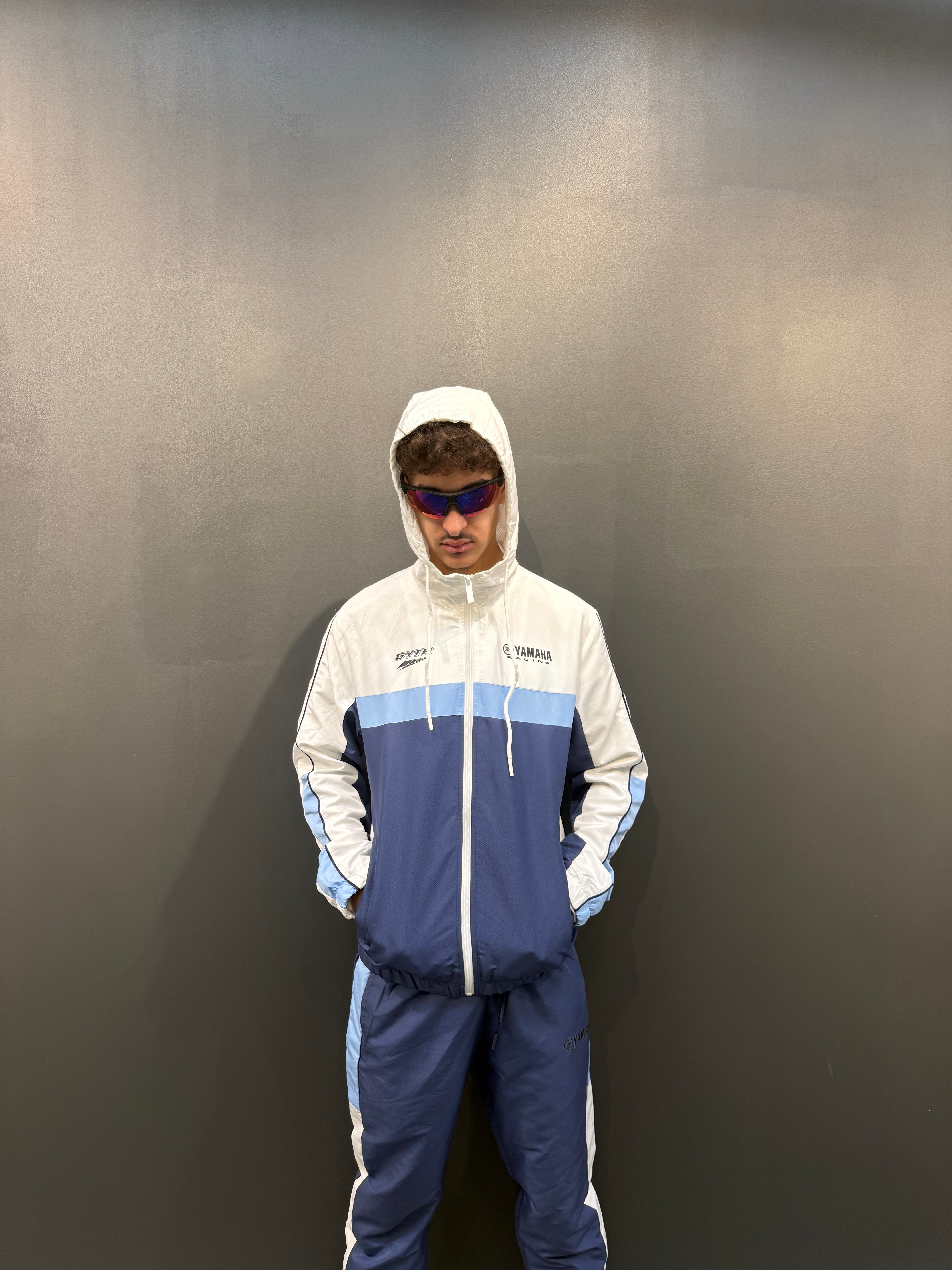 Ensemble Yamaha Performance - Bleu jean & Blanc