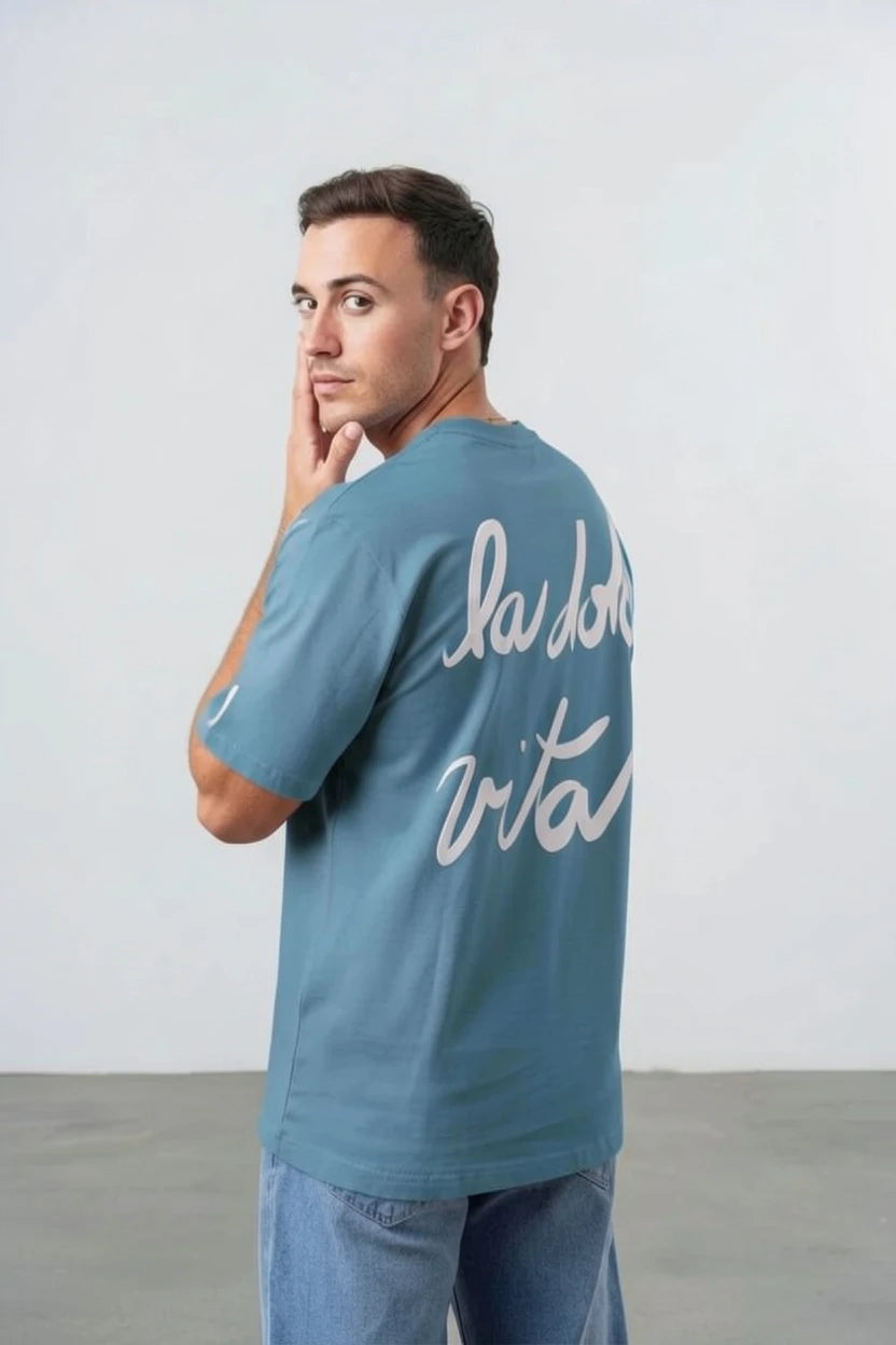 T-Shirt "La Dolce Vita" – Édition Signature Cursive