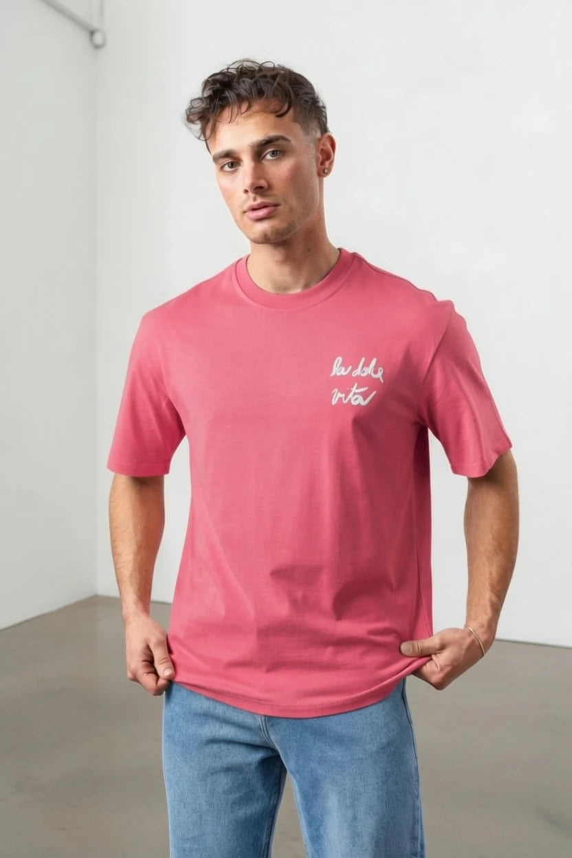 T-Shirt "La Dolce Vita" – Édition Signature Cursive