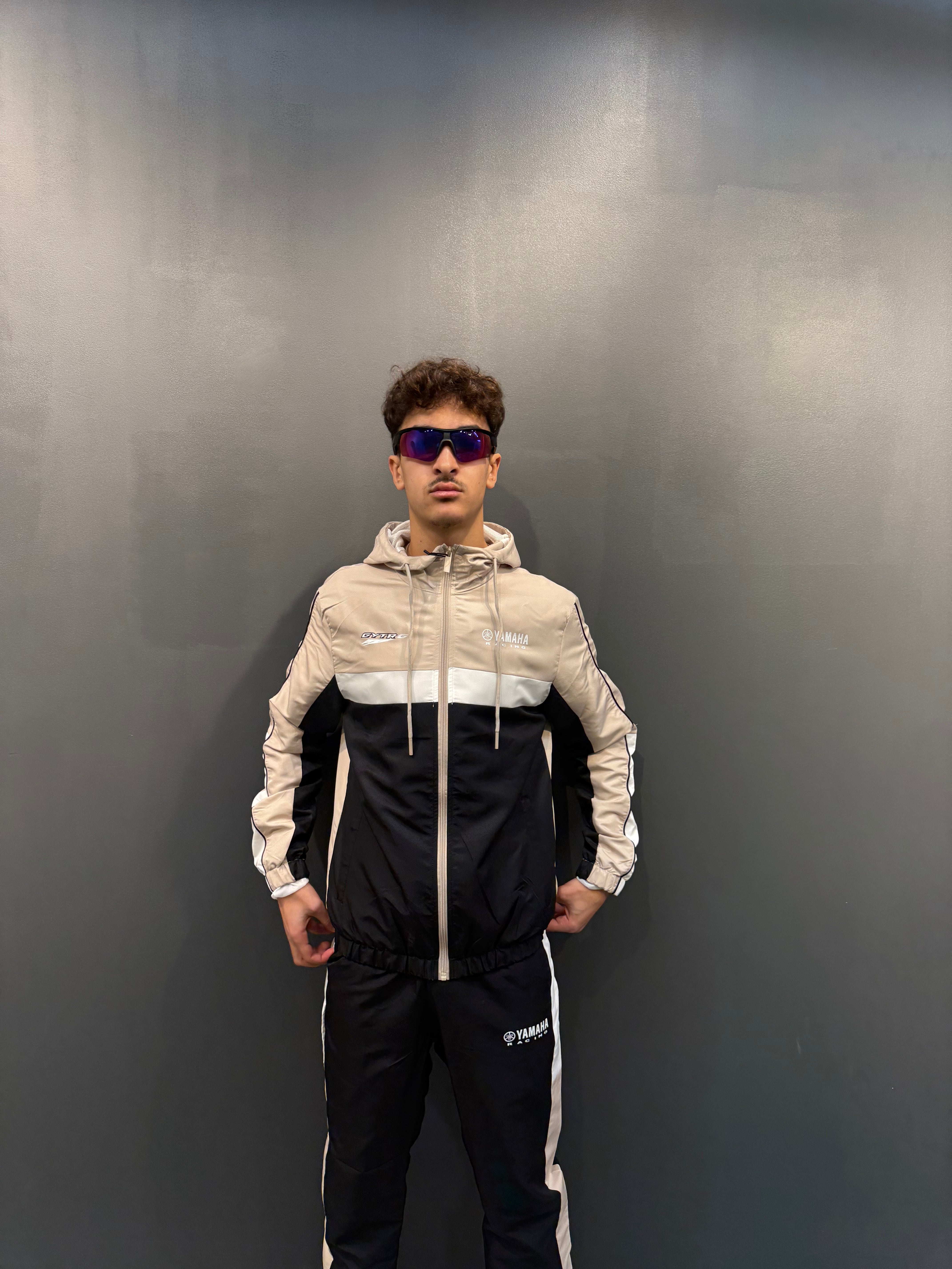 Ensemble Yamaha Performance - Noir & Beige