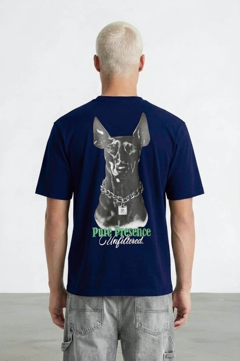 T-Shirt Graphique semi oversize "Pure Presence" – Doberman