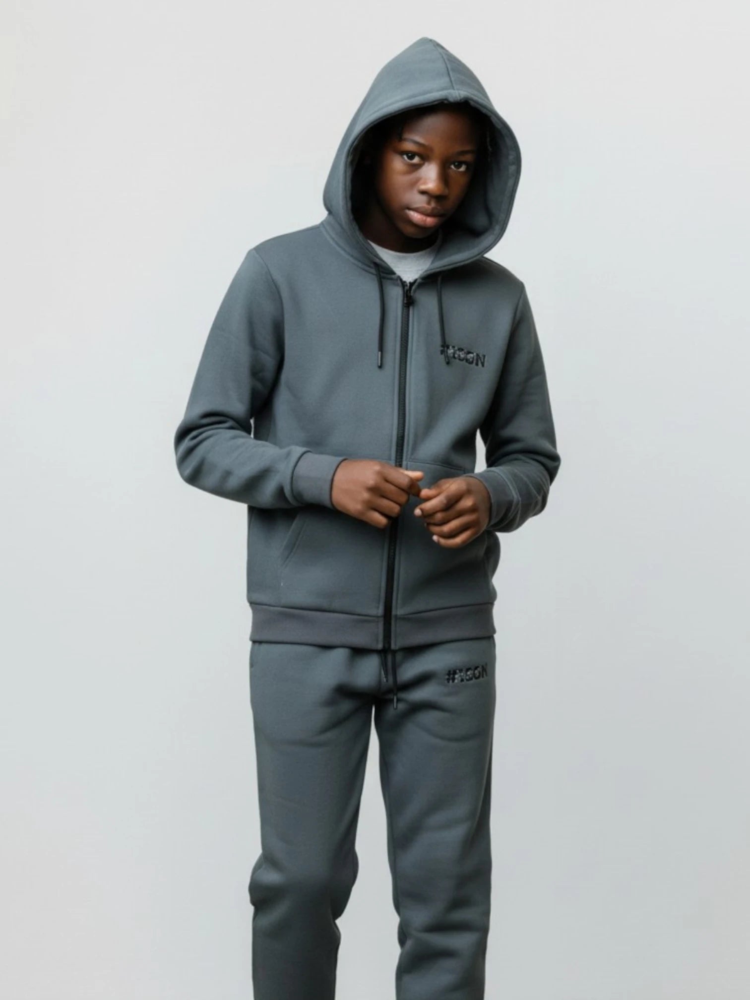 Ensemble Streetwear Iconic Car Race – Gris Anthracite