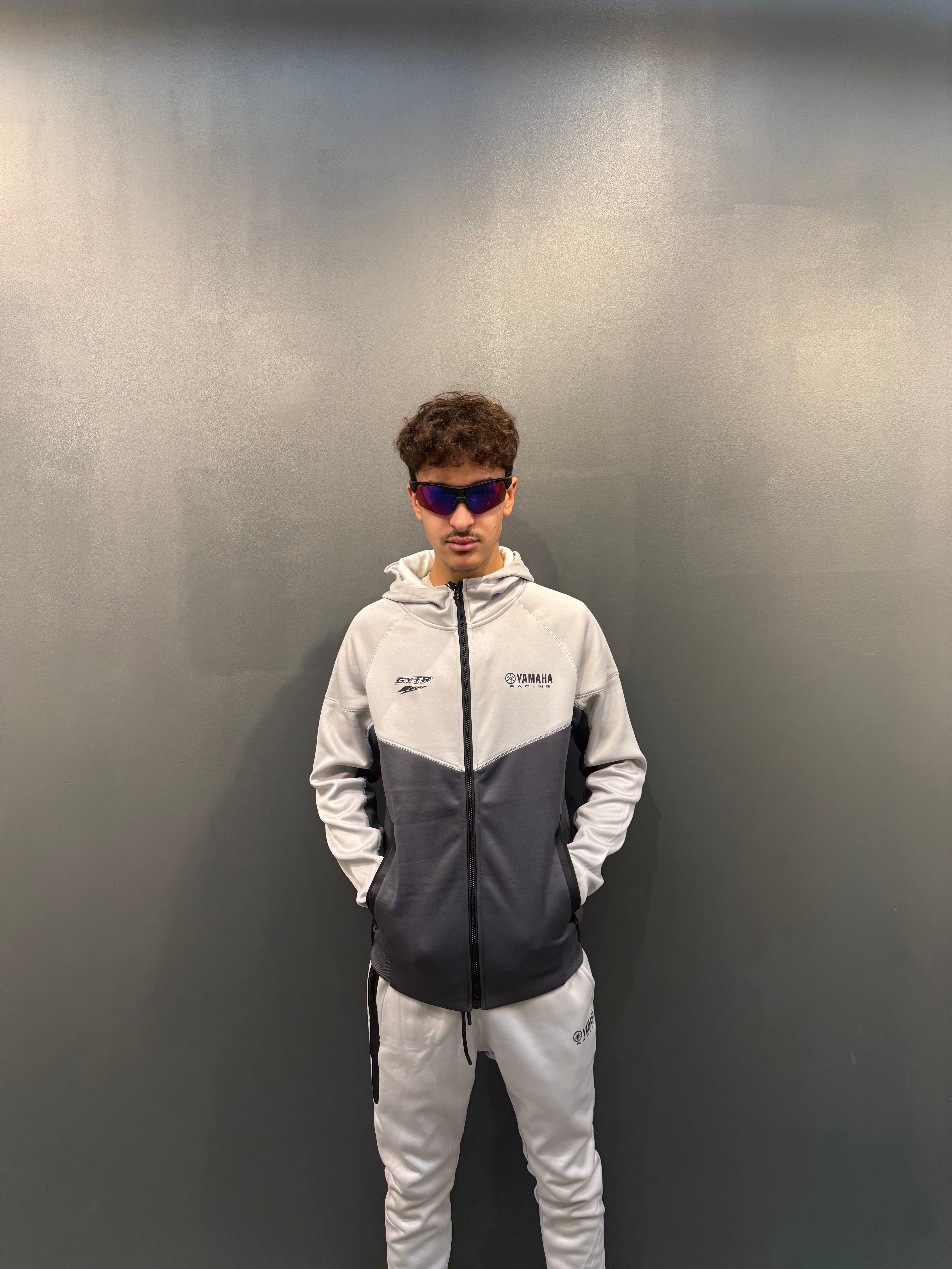 Ensemble survêtement Yamaha Urban Track Edition - Gris & Blanc