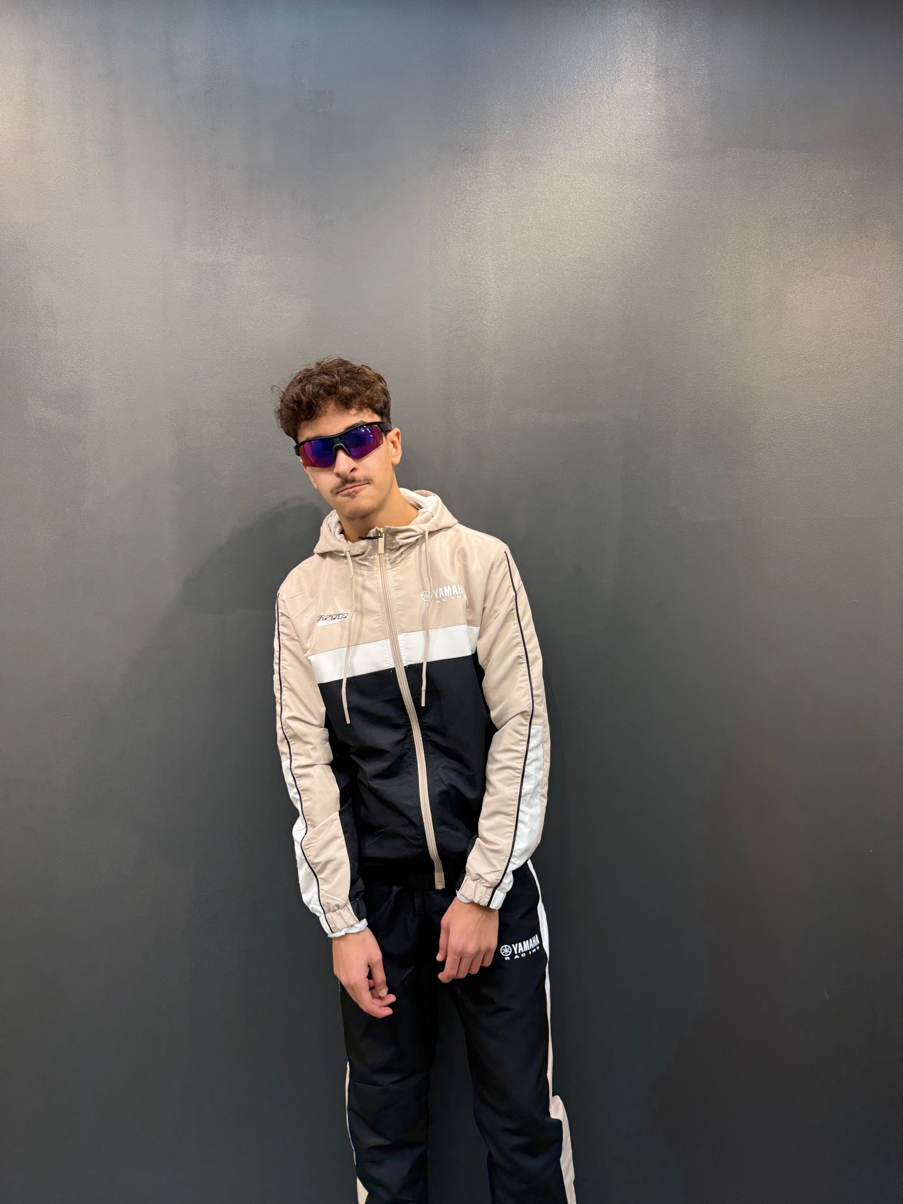 Ensemble Yamaha Performance - Noir & Beige